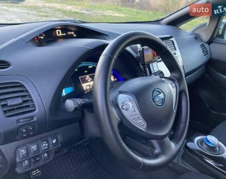 Черный Ниссан Лиф, объемом двигателя 0 л и пробегом 180 тыс. км за 5850 $, фото 27 на Automoto.ua