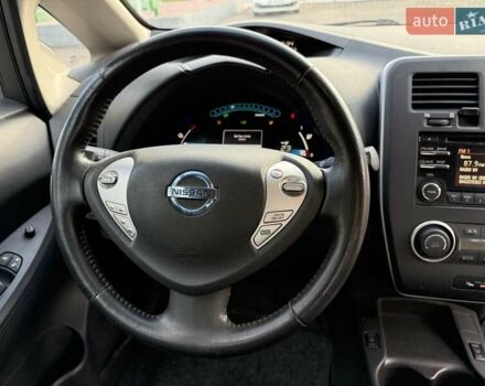 Черный Ниссан Лиф, объемом двигателя 0 л и пробегом 123 тыс. км за 6500 $, фото 31 на Automoto.ua