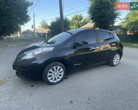 Черный Ниссан Лиф, объемом двигателя 0 л и пробегом 22 тыс. км за 10300 $, фото 22 на Automoto.ua