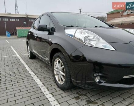 Черный Ниссан Лиф, объемом двигателя 0 л и пробегом 82 тыс. км за 8100 $, фото 2 на Automoto.ua