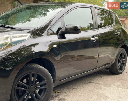 Чорний Ніссан Ліф, об'ємом двигуна 0 л та пробігом 115 тис. км за 7750 $, фото 21 на Automoto.ua