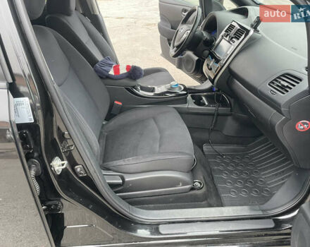 Черный Ниссан Лиф, объемом двигателя 0 л и пробегом 137 тыс. км за 6500 $, фото 17 на Automoto.ua