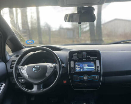 Черный Ниссан Лиф, объемом двигателя 0 л и пробегом 125 тыс. км за 6199 $, фото 13 на Automoto.ua