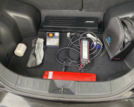 Ниссан Лиф 2014 в Ужгороде на Automoto.ua Черный Ниссан Лиф, объемом двигателя 0 л и пробегом 186 тыс. км за 6950 $, фото 11 на Automoto.ua