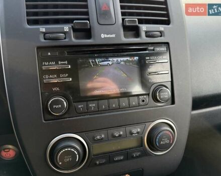 Чорний Ніссан Ліф, об'ємом двигуна 0 л та пробігом 123 тис. км за 6999 $, фото 36 на Automoto.ua