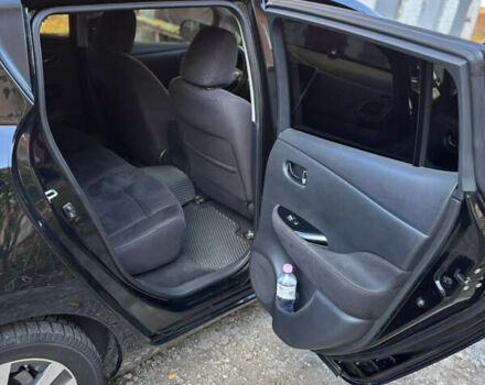 Черный Ниссан Лиф, объемом двигателя 0 л и пробегом 115 тыс. км за 6999 $, фото 7 на Automoto.ua