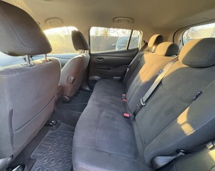 Черный Ниссан Лиф, объемом двигателя 0 л и пробегом 185 тыс. км за 5900 $, фото 17 на Automoto.ua