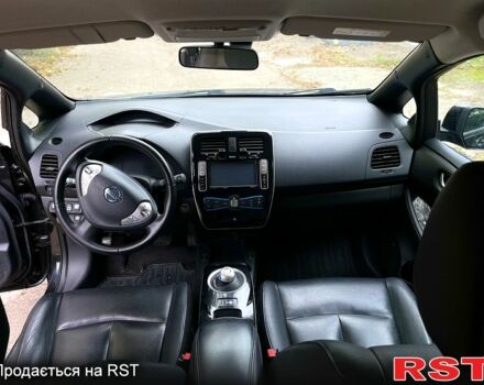 Чорний Ніссан Ліф, об'ємом двигуна 80 л та пробігом 115 тис. км за 7750 $, фото 3 на Automoto.ua