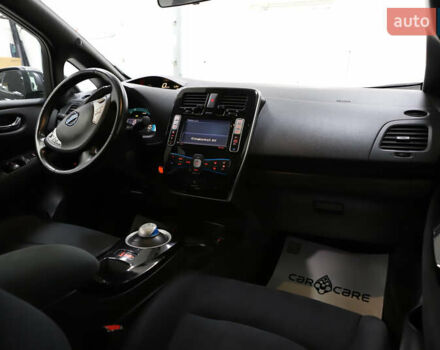 Чорний Ніссан Ліф, об'ємом двигуна 0 л та пробігом 55 тис. км за 6900 $, фото 55 на Automoto.ua