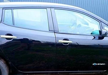 Чорний Ніссан Ліф, об'ємом двигуна 0 л та пробігом 174 тис. км за 6200 $, фото 4 на Automoto.ua