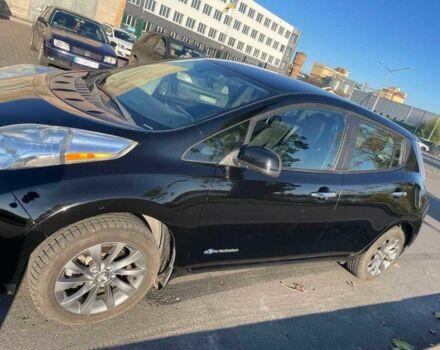 Ниссан Лиф 2014 в Киеве на Automoto.ua Черный Ниссан Лиф, объемом двигателя 0 л и пробегом 55 тыс. км за 6800 $, фото 4 на Automoto.ua