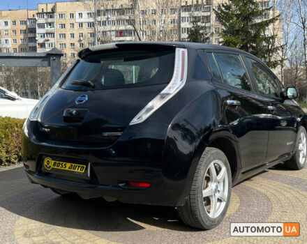 Черный Ниссан Лиф, объемом двигателя 24 л и пробегом 71 тыс. км за 8999 $, фото 6 на Automoto.ua