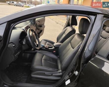 Чорний Ніссан Ліф, об'ємом двигуна 0 л та пробігом 120 тис. км за 6499 $, фото 24 на Automoto.ua