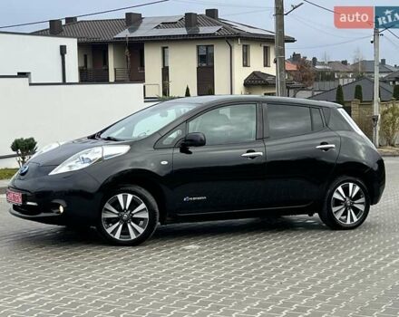 Черный Ниссан Лиф, объемом двигателя 0 л и пробегом 128 тыс. км за 6850 $, фото 10 на Automoto.ua