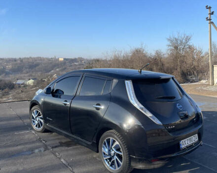 Черный Ниссан Лиф, объемом двигателя 0 л и пробегом 103 тыс. км за 9800 $, фото 5 на Automoto.ua