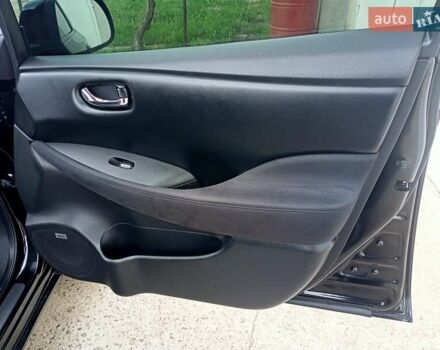 Чорний Ніссан Ліф, об'ємом двигуна 0 л та пробігом 70 тис. км за 7500 $, фото 68 на Automoto.ua