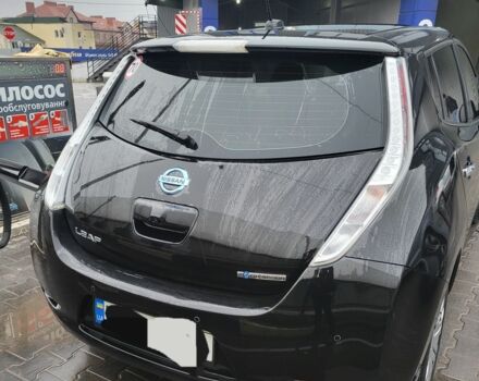 Чорний Ніссан Ліф, об'ємом двигуна 0 л та пробігом 100 тис. км за 6500 $, фото 3 на Automoto.ua