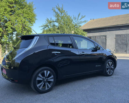 Черный Ниссан Лиф, объемом двигателя 0 л и пробегом 97 тыс. км за 7850 $, фото 3 на Automoto.ua