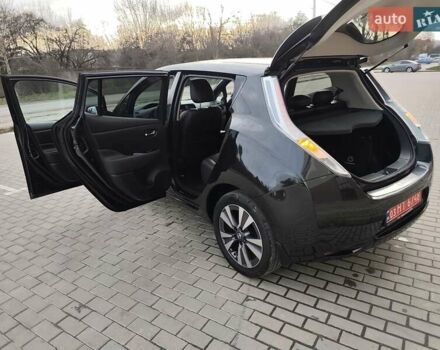 Чорний Ніссан Ліф, об'ємом двигуна 0 л та пробігом 120 тис. км за 6499 $, фото 83 на Automoto.ua