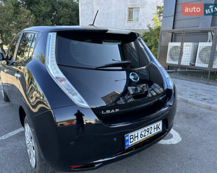 Чорний Ніссан Ліф, об'ємом двигуна 0 л та пробігом 72 тис. км за 7500 $, фото 9 на Automoto.ua