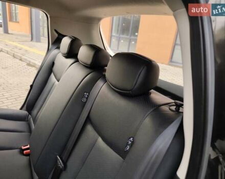 Чорний Ніссан Ліф, об'ємом двигуна 0 л та пробігом 120 тис. км за 6499 $, фото 49 на Automoto.ua