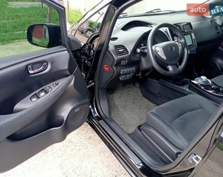 Чорний Ніссан Ліф, об'ємом двигуна 0 л та пробігом 70 тис. км за 7500 $, фото 53 на Automoto.ua