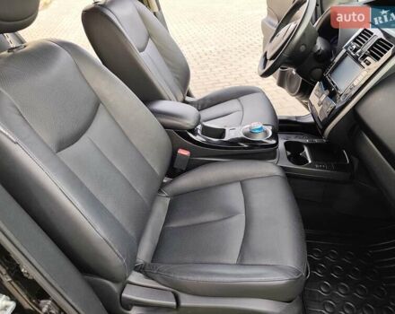 Чорний Ніссан Ліф, об'ємом двигуна 0 л та пробігом 120 тис. км за 6499 $, фото 63 на Automoto.ua