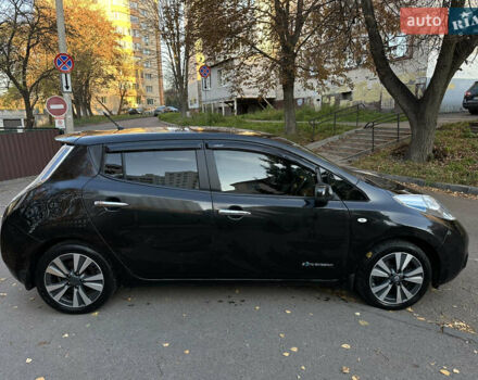 Черный Ниссан Лиф, объемом двигателя 0 л и пробегом 170 тыс. км за 6800 $, фото 5 на Automoto.ua