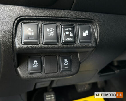 Черный Ниссан Лиф, объемом двигателя 30 л и пробегом 118 тыс. км за 9100 $, фото 16 на Automoto.ua