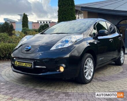 Черный Ниссан Лиф, объемом двигателя 30 л и пробегом 118 тыс. км за 9100 $, фото 2 на Automoto.ua