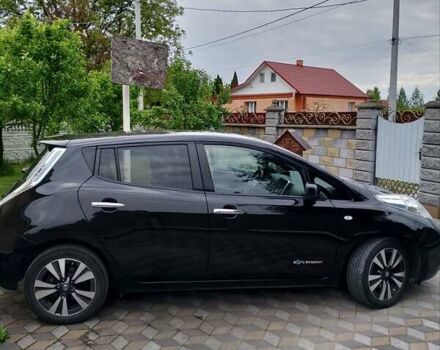 Чорний Ніссан Ліф, об'ємом двигуна 0 л та пробігом 109 тис. км за 8100 $, фото 2 на Automoto.ua