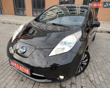 Чорний Ніссан Ліф, об'ємом двигуна 0 л та пробігом 120 тис. км за 6499 $, фото 26 на Automoto.ua