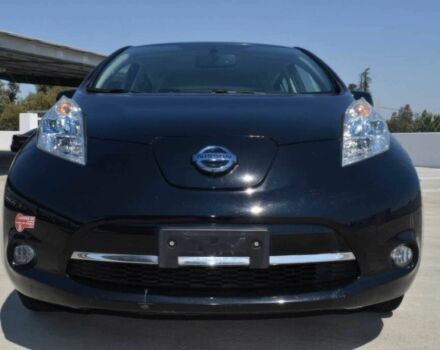 Черный Ниссан Лиф, объемом двигателя 0 л и пробегом 72 тыс. км за 5100 $, фото 1 на Automoto.ua