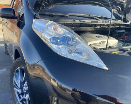 Черный Ниссан Лиф, объемом двигателя 0 л и пробегом 103 тыс. км за 9800 $, фото 12 на Automoto.ua