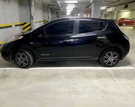 Черный Ниссан Лиф, объемом двигателя 0 л и пробегом 185 тыс. км за 11000 $, фото 2 на Automoto.ua