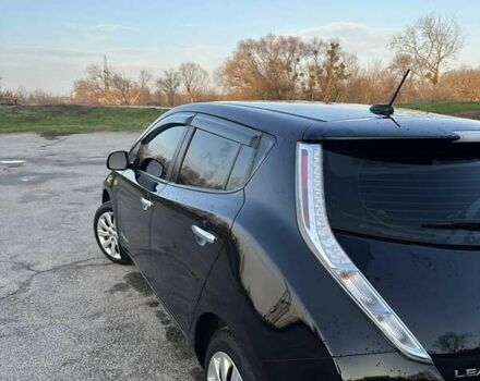 Черный Ниссан Лиф, объемом двигателя 0 л и пробегом 126 тыс. км за 7000 $, фото 1 на Automoto.ua