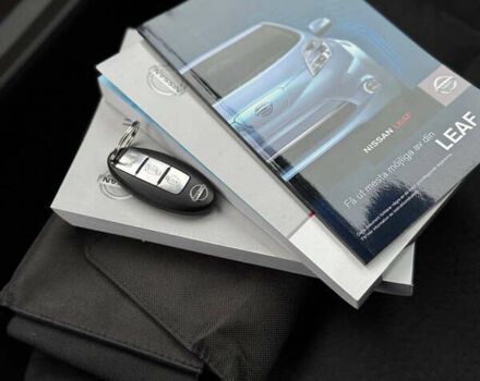 Черный Ниссан Лиф, объемом двигателя 0 л и пробегом 100 тыс. км за 6700 $, фото 44 на Automoto.ua