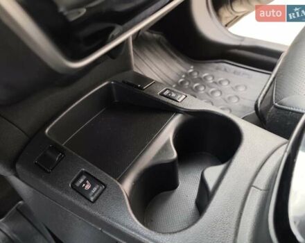 Чорний Ніссан Ліф, об'ємом двигуна 0 л та пробігом 120 тис. км за 6499 $, фото 40 на Automoto.ua