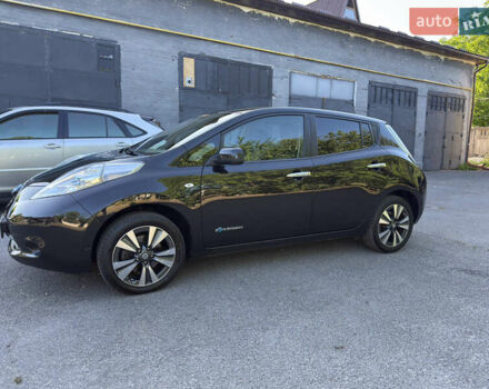 Черный Ниссан Лиф, объемом двигателя 0 л и пробегом 97 тыс. км за 7850 $, фото 4 на Automoto.ua