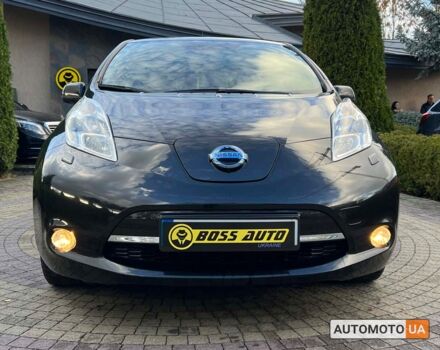 Черный Ниссан Лиф, объемом двигателя 30 л и пробегом 118 тыс. км за 9100 $, фото 1 на Automoto.ua