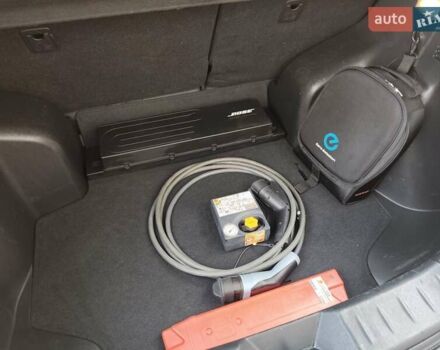 Чорний Ніссан Ліф, об'ємом двигуна 0 л та пробігом 120 тис. км за 6499 $, фото 58 на Automoto.ua