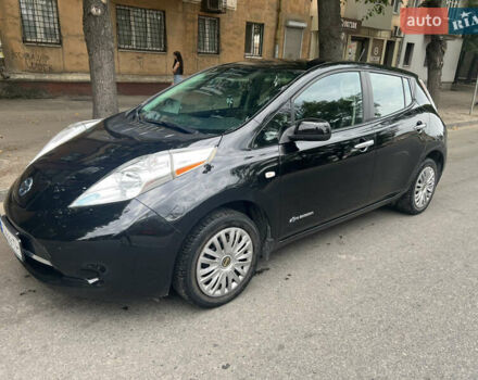 Черный Ниссан Лиф, объемом двигателя 0 л и пробегом 100 тыс. км за 7200 $, фото 4 на Automoto.ua