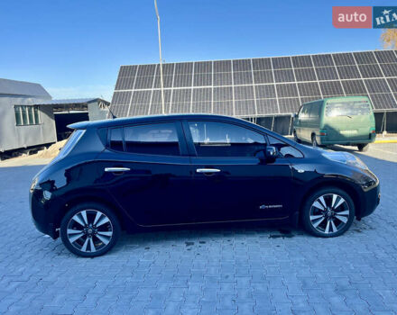 Чорний Ніссан Ліф, об'ємом двигуна 0 л та пробігом 164 тис. км за 8500 $, фото 15 на Automoto.ua