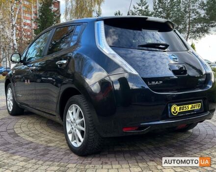 Черный Ниссан Лиф, объемом двигателя 30 л и пробегом 118 тыс. км за 9100 $, фото 4 на Automoto.ua