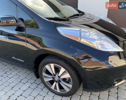 Чорний Ніссан Ліф, об'ємом двигуна 0 л та пробігом 130 тис. км за 7200 $, фото 21 на Automoto.ua