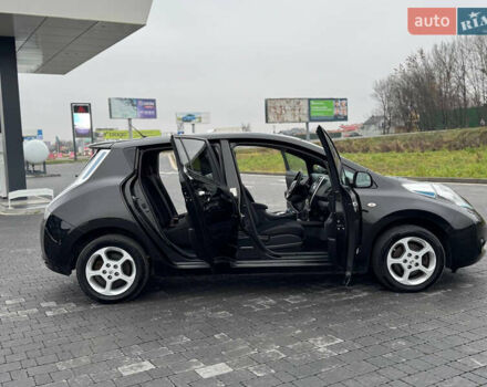 Черный Ниссан Лиф, объемом двигателя 0 л и пробегом 100 тыс. км за 6700 $, фото 41 на Automoto.ua