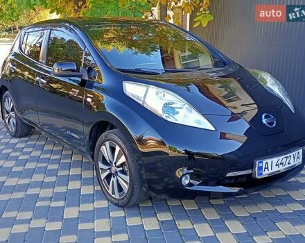 Чорний Ніссан Ліф, об'ємом двигуна 0 л та пробігом 70 тис. км за 7500 $, фото 4 на Automoto.ua