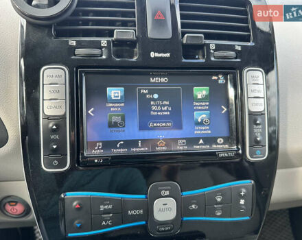 Чорний Ніссан Ліф, об'ємом двигуна 0 л та пробігом 96 тис. км за 6500 $, фото 9 на Automoto.ua