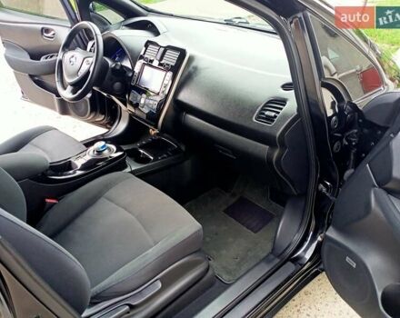 Чорний Ніссан Ліф, об'ємом двигуна 0 л та пробігом 70 тис. км за 7500 $, фото 66 на Automoto.ua