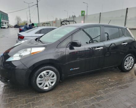 Чорний Ніссан Ліф, об'ємом двигуна 0 л та пробігом 100 тис. км за 6500 $, фото 1 на Automoto.ua